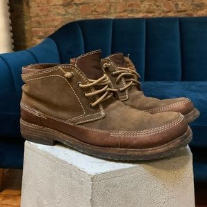 Frye Men’s 87775 Suede Leather Chukka Boots 10M